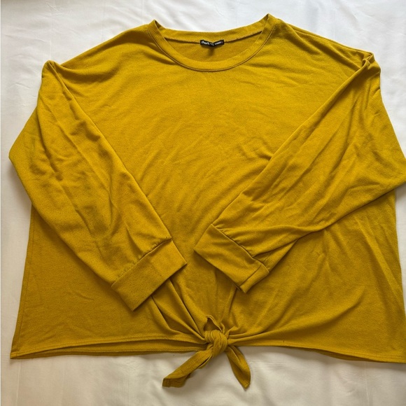 Charlotte Russe Mustard Long Sleeve Top Size 3X - Picture 1 of 3